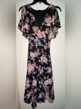 Lulu's Black Floral V-Neck Maxi Dress with Flutter Sleeves